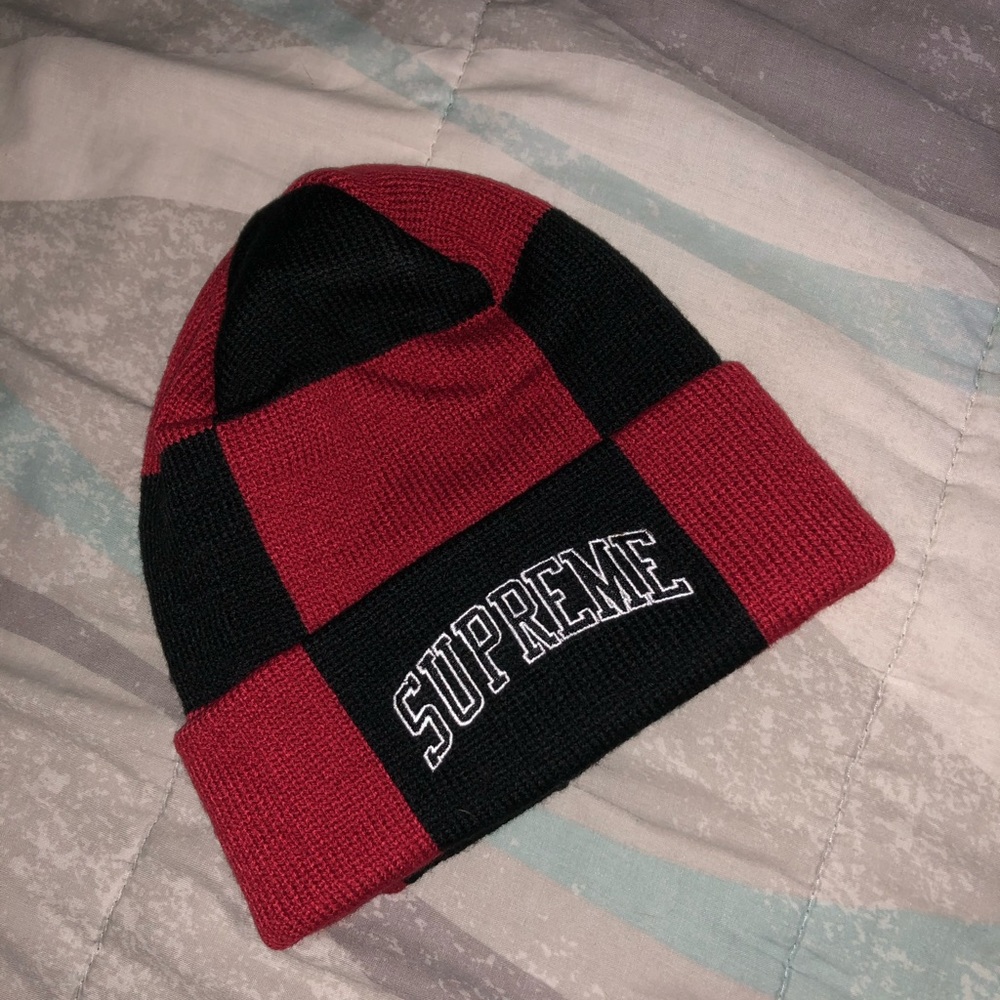 Supreme Checkered Beanie